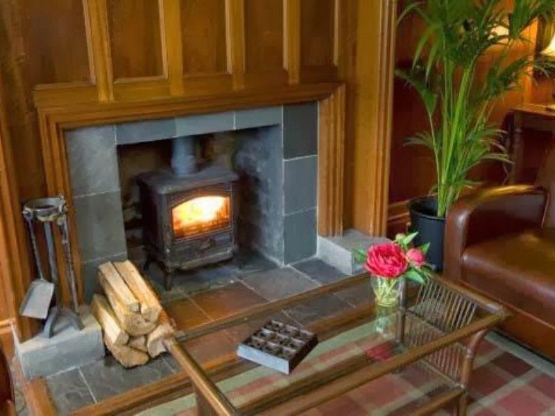 Best Western The Crianlarich Hotel Exterior photo
